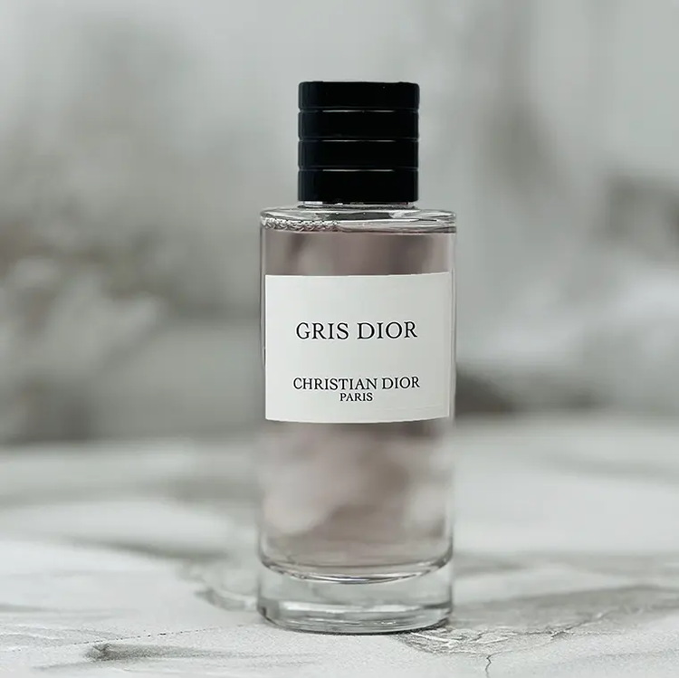 عطر ادکلن دیور گریس 125 میل مستر کوالیتی