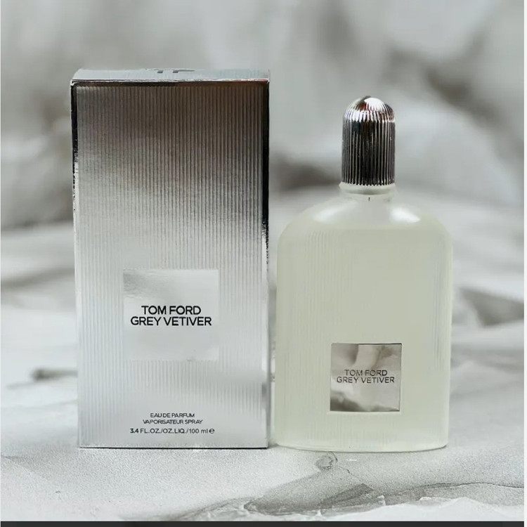 عطر ادکلن تام فورد گری وتیور ادو پرفیوم 30 میل دکانتی