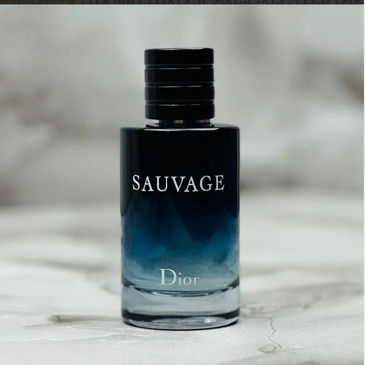 عطر ادکلن دیور ساواج ادو تویلت 30 میل دکانتی
