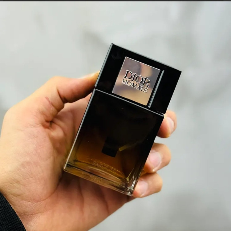 عطر ادکلن دیور هوم پارفوم 2025 حجم 5 میل دکانتی