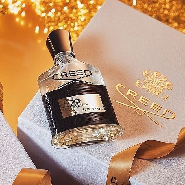 عطر و ادکلن کرید اونتوس Creed Aventus اصل با کیفیت عالی و ماندگاری بالا ( حداقل خرید 10 میل )