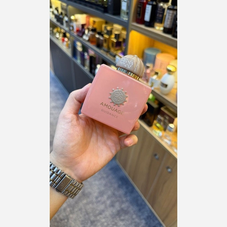 عطر ادکلن امواج گایدنس بمب موندگاری بالای 100ساعت100میل پلمپ