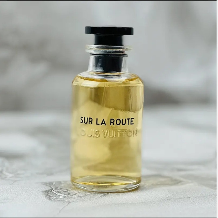 عطر ادکلن لویی ویتون سور لا روت ادو پرفیوم 100 میل مستر کوالیتی