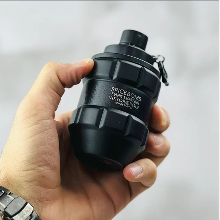 عطر ادکلن ویکتور اند رولف اسپایس بمب دارک لدر 90 میل مستر کوالیتی