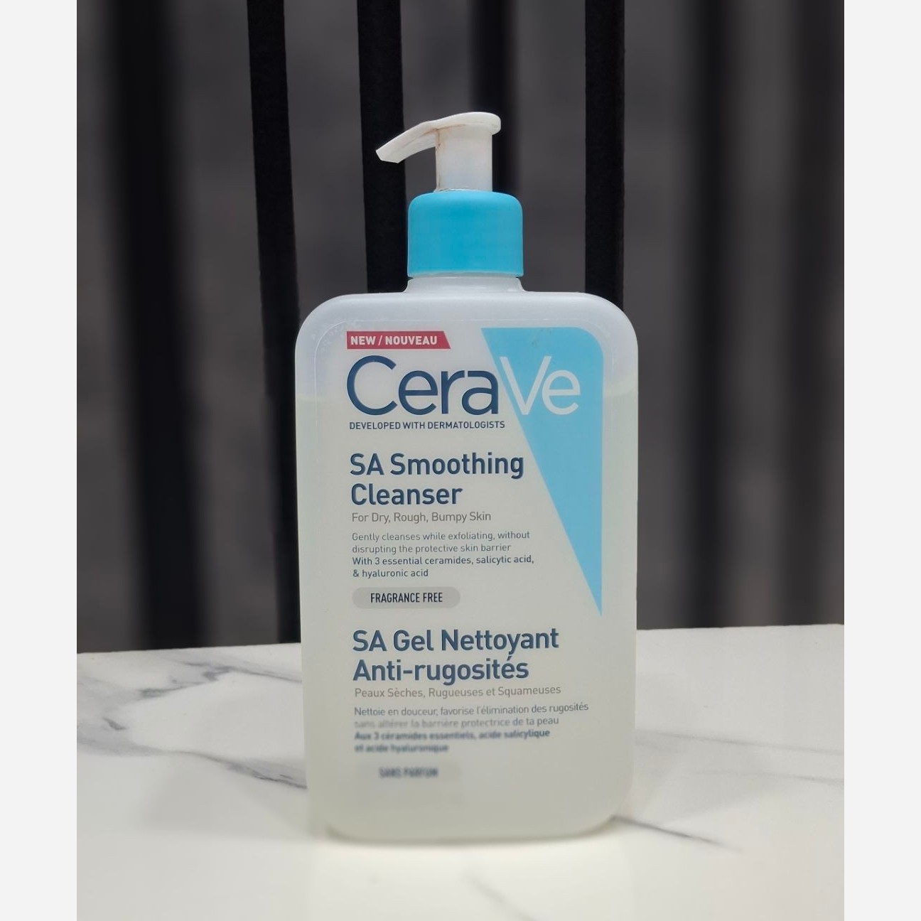 ژل شستشوی صورت و بدن سراوی  مدل SA Smoothing Cleanser