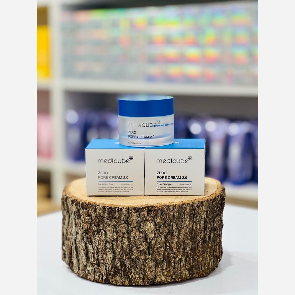 کرم مرطوب کننده و آبرسان مدیکیوب مدل Zero Pore حجم 50 میل