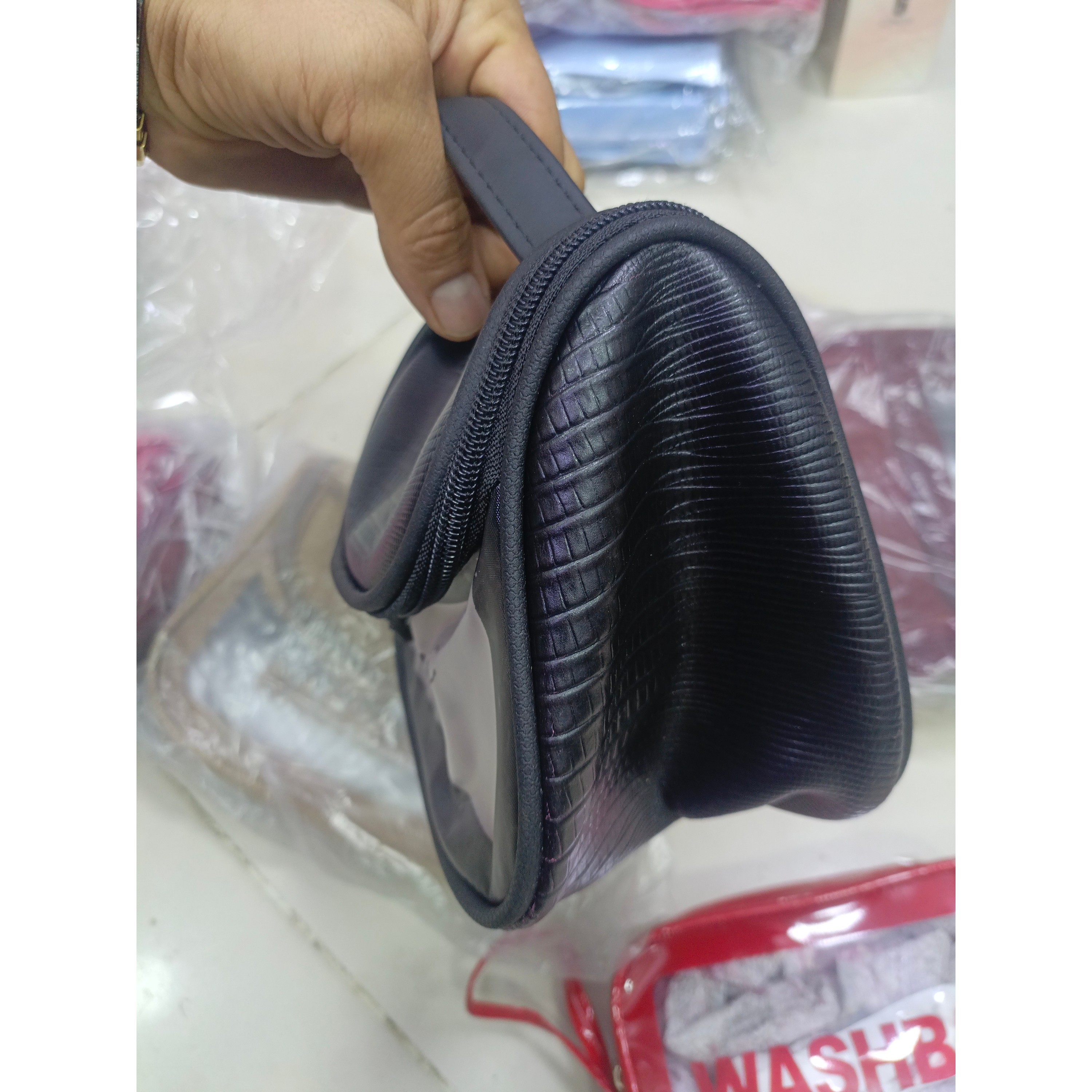واش بگ (Wash Bag)