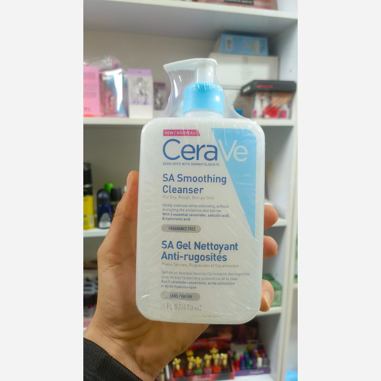 ژل شوینده ضد جوش پوست خشک و دهیدراته سراوی Cerave Sa Smoothing Cleanser 473Ml