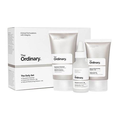 ست روتین آبرسان اوردینری مدل The Daily Set - شوینده اسکوالن، سرم هیالورونیک اسید، مرطوب کننده فاکتور طبیعی