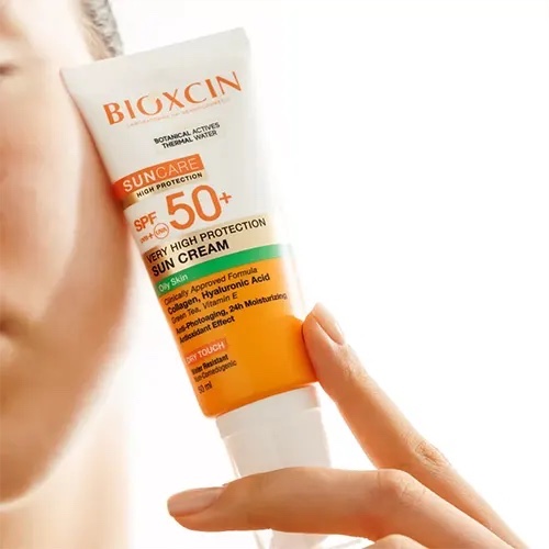 کرم ضد آفتاب بیرنگ ضد لک SPF50 بیوکسین اورجینال