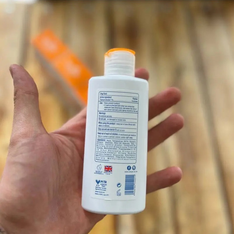 ضد آفتاب مینرال سیمپل مدل Tinted Mineral SPF50 اورجینال