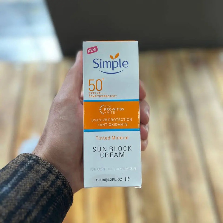 ضد آفتاب مینرال سیمپل مدل Tinted Mineral SPF50 اورجینال